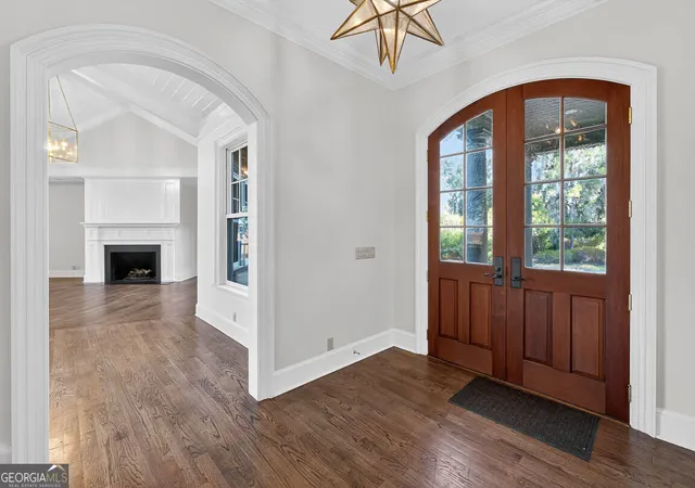 Photo 3 of Single family home for sale at 105 Hawkins Is Cir, St. Simons Island, GA 31522 | MLS# 10879951 | Listing updated on 2026-10-28