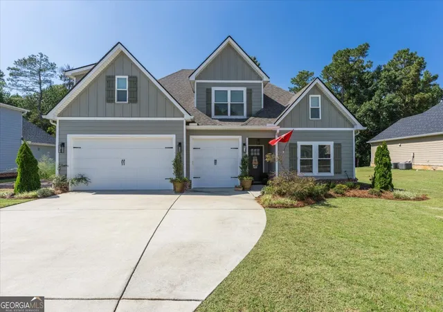 Photo 1 of Single family home for sale at 620 Whispering Pines Dr, Macon, GA 31211 | MLS# 10850581 | Listing updated on 2026-10-05