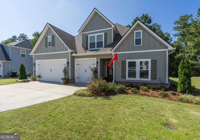 Photo 3 of Single family home for sale at 620 Whispering Pines Dr, Macon, GA 31211 | MLS# 10850581 | Listing updated on 2026-10-05