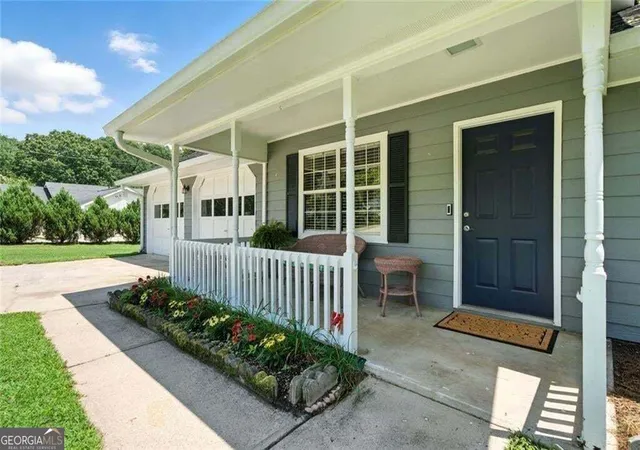 Photo 3 of Single family home for sale at 111 Brownsmill Dr, Grayson, GA 30017 | MLS# 10847118 | Listing updated on 2026-09-30