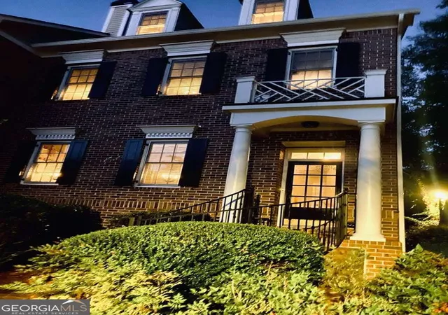 Townhouse for sale at 4710 Ivy Ridge Dr SE, Atlanta, GA 30339 | MLS# 10844262