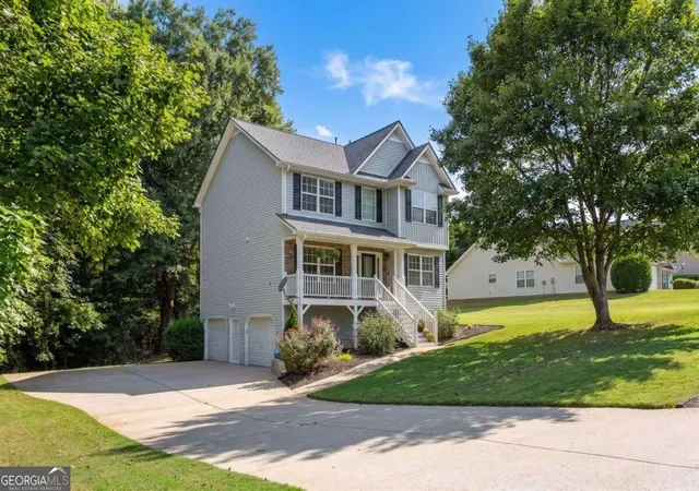 Photo 2 of Single family home for sale at 236 Shenandoah Dr, Hiram, GA 30141 | MLS# 10843905 | Listing updated on 2026-09-11