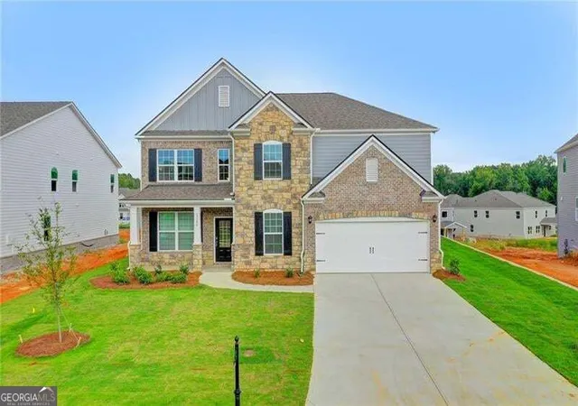 Photo 1 of Single family home for sale at 5280 Blue Mountain Ln, Cumming, GA 30040 | MLS# 10842987 | Listing updated on 2026-09-12