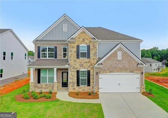 Photo 2 of Single family home for sale at 5280 Blue Mountain Ln, Cumming, GA 30040 | MLS# 10842987 | Listing updated on 2026-09-12