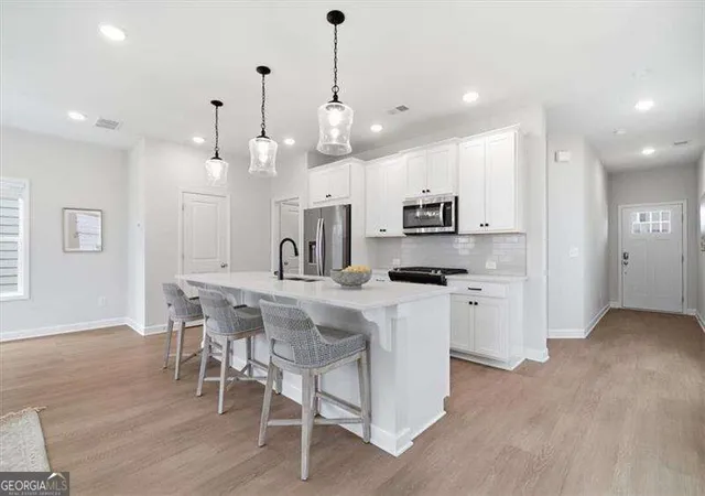 Photo 3 of Single family home for sale at 112 Winsome Way, Woodstock, GA 30188 | MLS# 10841969 | Listing updated on 2026-09-10