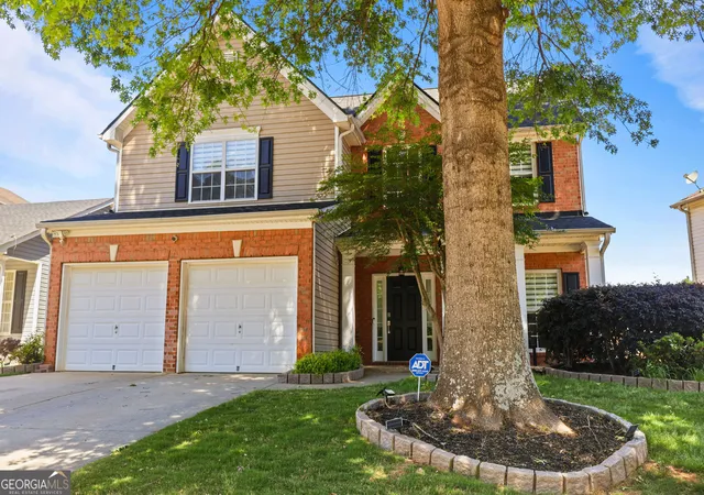 Photo 2 of Single family home for sale at 530 Clairidge Ln, Lawrenceville, GA 30046 | MLS# 10842278 | Listing updated on 2026-09-16