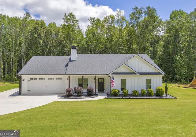 Photo 4 of Single family home for sale at 1025 Dewey Rd, Statham, GA 30666 | MLS# 10843562 | Listing updated on 2026-09-28
