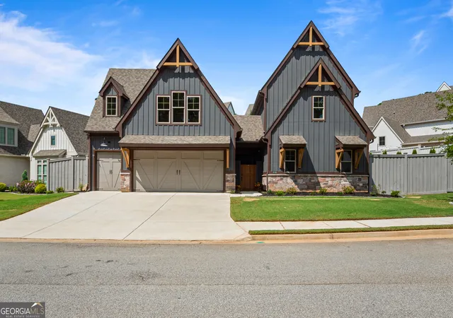 Photo 2 of Single family home for sale at 220 Arbor Garden Cir, Newnan, GA 30265 | MLS# 10839392 | Listing updated on 2026-09-13