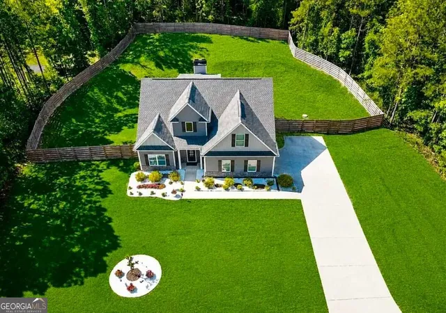 Photo 2 of Single family home for sale at 20 Hawthorn Ln, Covington, GA 30014 | MLS# 10836834 | Listing updated on 2026-09-15