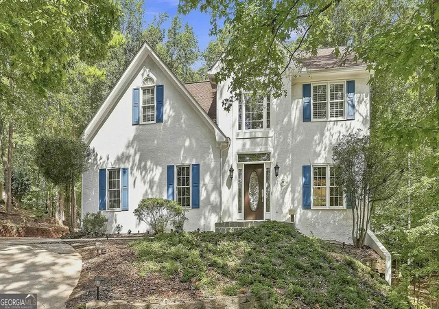 Photo 1 of Single family home for sale at 625 Bellenden Dr, Peachtree City, GA 30269 | MLS# 10840126 | Listing updated on 2026-09-04