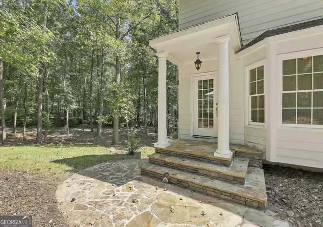 Photo 3 of Single family home for sale at 625 Bellenden Dr, Peachtree City, GA 30269 | MLS# 10840126 | Listing updated on 2026-09-04