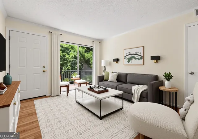 Listing Photo 3 - Condo for sale in building located at 1225 Church St, Decatur, GA 30030 - Unit #M
