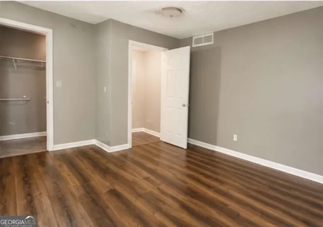 Photo 4 of Condo for sale at 7202 Par Four Way, Lithonia, GA 30038 | MLS# 10837928 | Listing updated on 2026-09-15