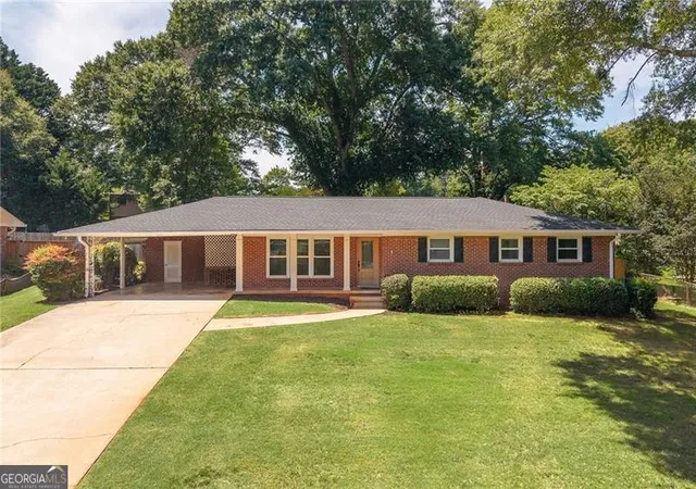 Photo 1 of Sale Pending at 1089 Chatsworth Dr, Avondale Estates, GA 30002 | MLS# 10837557 | Listing updated on 2026-09-10