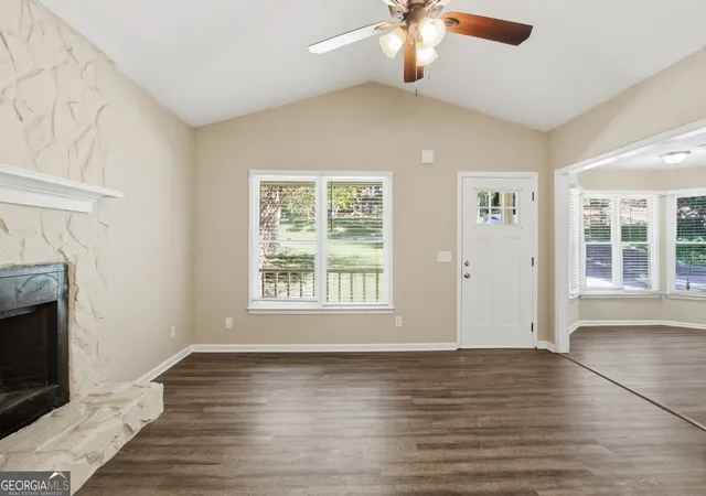 Photo 3 of Single family home for sale at 1535 Oakhill Dr, Auburn, GA 30011 | MLS# 10855045 | Listing updated on 2026-10-27