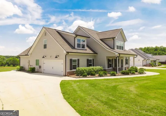 Photo 2 of Single family home for sale at 1515 Gratis Rd, Monroe, GA 30656 | MLS# 10844657 | Listing updated on 2026-09-11