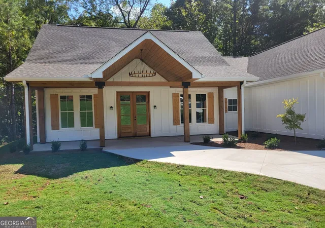 Photo 3 of Single family home for sale at 6491 13th Court SW, Lanett, AL 36863 | MLS# 10836414 | Listing updated on 2026-09-16