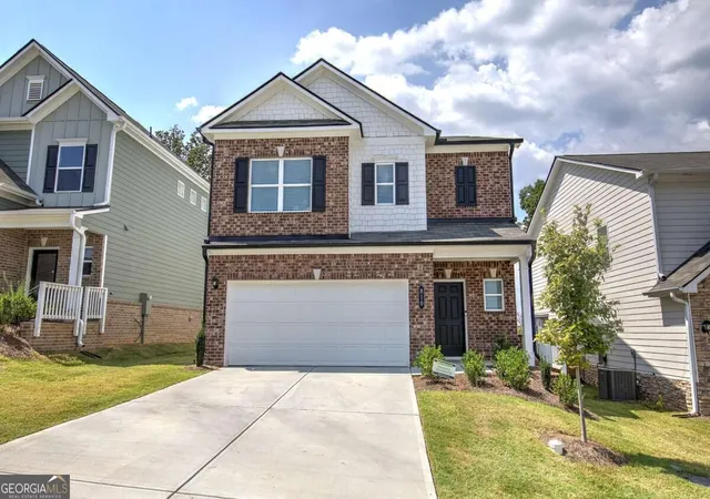 Photo 3 of Sale Pending at 810 Dundee Way, Cartersville, GA 30121 | MLS# 10840496 | Listing updated on 2026-09-15