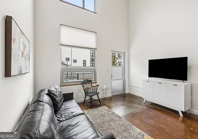 Listing Photo 1 - Condo for sale in building located at 1661 La France St Ne, Atlanta, GA 30307 - Unit #211