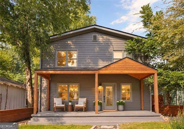 Photo 1 of Sale Pending at 61 Chester Ave Se, Atlanta, GA 30316 | MLS# 10845908 | Listing updated on 2026-10-15
