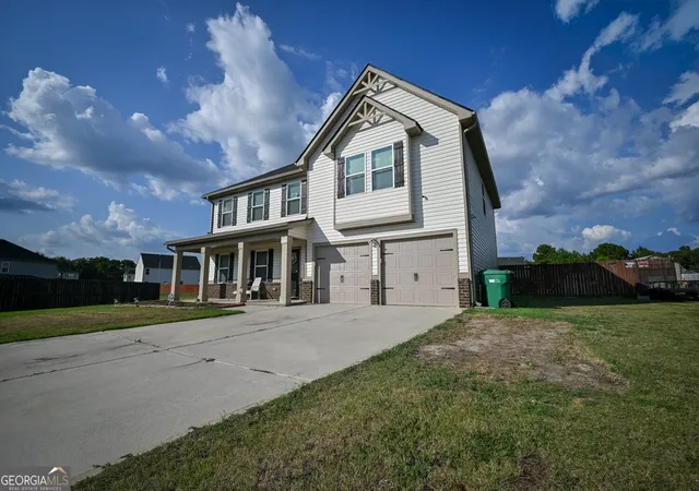 Photo 2 of Single family home for sale at 103 Clarks Ct, Jackson, GA 30233 | MLS# 10850886 | Listing updated on 2026-10-06
