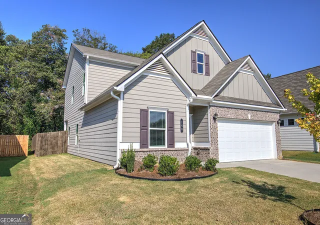 Photo 3 of Single family home for sale at 160 Marion Dr, Cartersville, GA 30120 | MLS# 10840649 | Listing updated on 2026-09-18