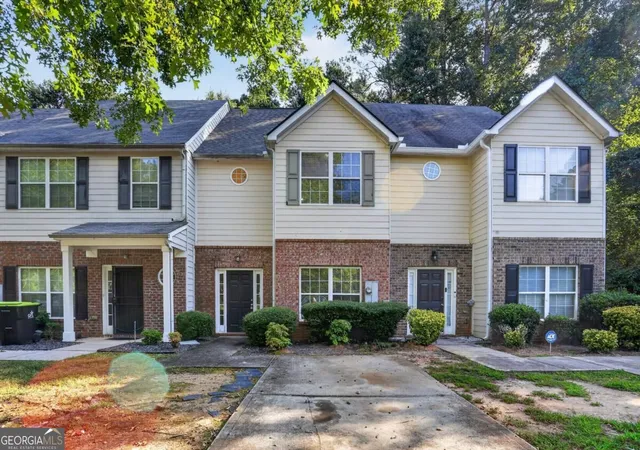 Photo 1 of Townhouse for sale at 213 Brookview Dr, Riverdale, GA 30274 | MLS# 10841400 | Listing updated on 2026-09-23