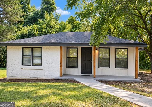 Photo 1 of Single family home for sale at 1192 Pleasant Cir Nw, Conyers, GA 30012 | MLS# 10846454 | Listing updated on 2026-09-28