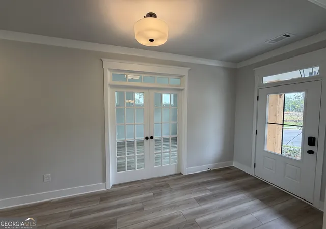Photo 3 of Single family home for sale at 1057 Hawkins Crk Dr, Jefferson, GA 30549 | MLS# 10789573 | Listing updated on 2026-09-15