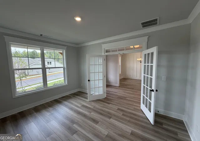 Photo 4 of Single family home for sale at 1057 Hawkins Crk Dr, Jefferson, GA 30549 | MLS# 10789573 | Listing updated on 2026-09-15