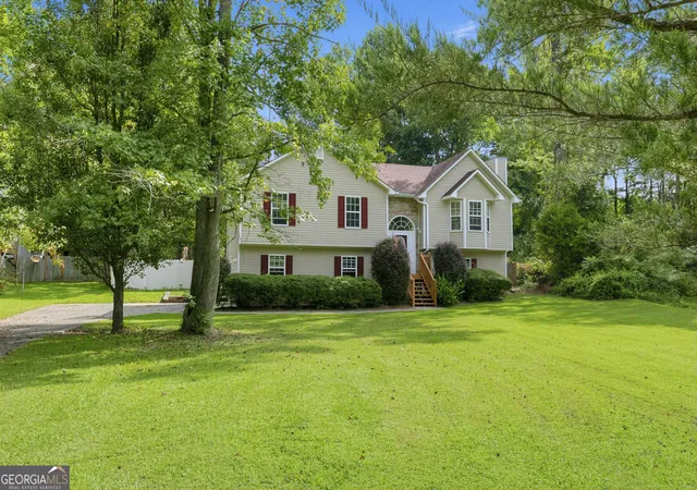 Photo 2 of Single family home for sale at 285 Pine Needle Trl, Villa Rica, GA 30180 | MLS# 10850967 | Listing updated on 2026-10-08