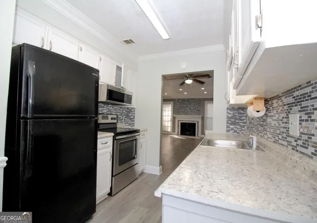 Photo 3 of Condo for sale at 2340 Beaver Ruin Rd #UN7, Norcross, GA 30071 | MLS# 10846203 | Listing updated on 2026-09-30