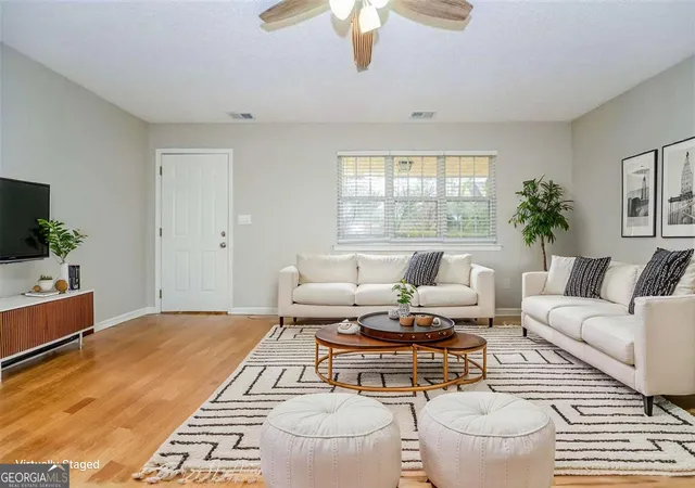 Photo 3 of Single family home for sale at 124 Springvalley Cir, Stockbridge, GA 30281 | MLS# 10821772 | Listing updated on 2026-10-02