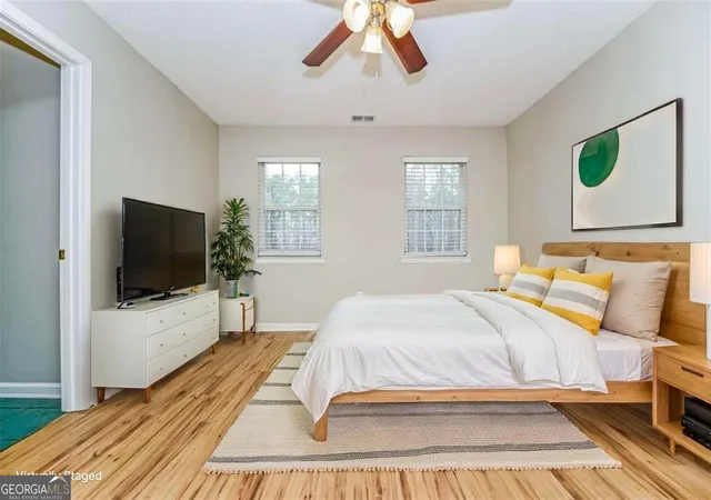 Photo 3 of Single family home for sale at 124 Springvalley Cir, Stockbridge, GA 30281 | MLS# 10821772 | Listing updated on 2026-10-02