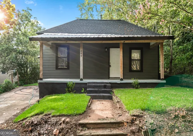 Photo 2 of Single family home for sale at 249 5th Street, Athens, GA 30601 | MLS# 10844641 | Listing updated on 2026-09-11