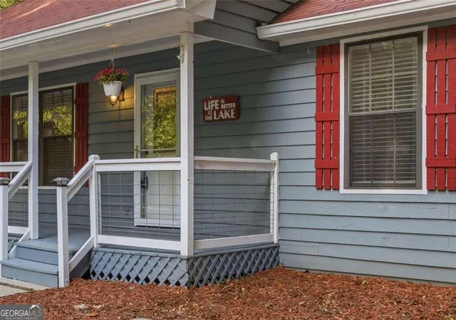 Single family home for sale at 8010 Hickory Ct, Murrayville, GA 30564 | MLS# 10850082