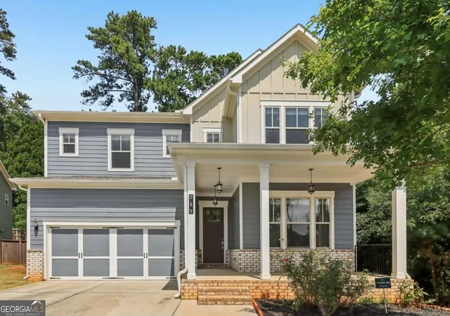 Photo 3 of Single family home for sale at 580 Avondale Hills Dr, Decatur, GA 30032 | MLS# 10840804 | Listing updated on 2026-09-12