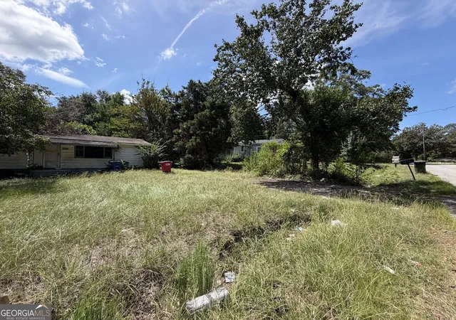 Photo 3 of Sale Pending at 4024 Pershing Ave, Macon, GA 31204 | MLS# 10842945 | Listing updated on 2026-09-19