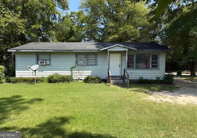 Photo 1 of Single family home for sale at 1029 Clark Ave, Albany, GA 31705 | MLS# 10835247 | Listing updated on 2026-09-11