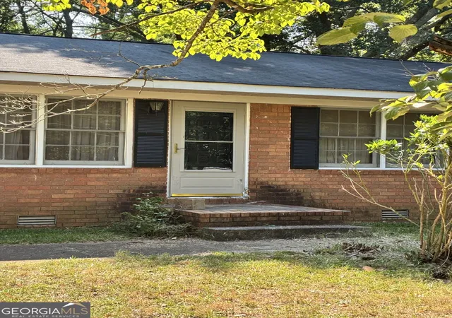 Photo 2 of Single family home for sale at 280 Huntington Rd, Athens, GA 30606 | MLS# 10837038 | Listing updated on 2026-09-04