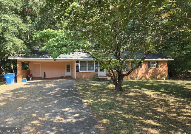 Photo 2 of Single family home for sale at 280 Huntington Rd, Athens, GA 30606 | MLS# 10837038 | Listing updated on 2026-09-04