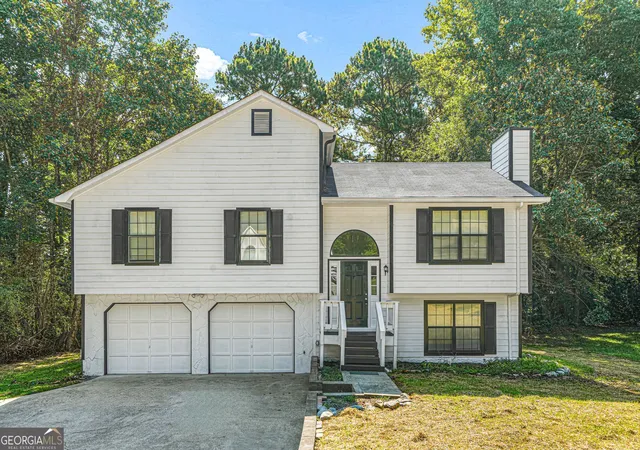 Photo 3 of Single family home for sale at 3644 Bomar Rd, Douglasville, GA 30135 | MLS# 10833014 | Listing updated on 2026-10-05