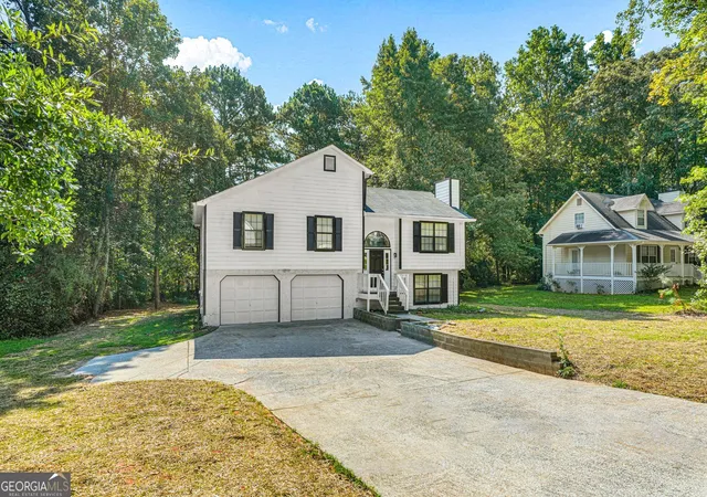 Photo 4 of Single family home for sale at 3644 Bomar Rd, Douglasville, GA 30135 | MLS# 10833014 | Listing updated on 2026-10-26