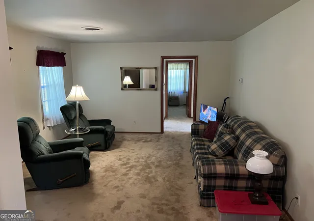 Photo 2 of Sale Pending at 507 South 17th Ave, Lanett, AL 36863 | MLS# 10841890 | Listing updated on 2026-09-11