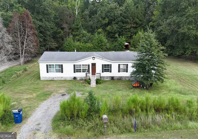 Photo 2 of Manufactured home for sale at 205 Briar Crk Way, Lizella, GA 31052 | MLS# 10849103 | Listing updated on 2026-10-02