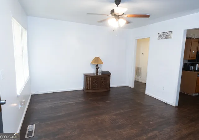 Photo 3 of Single family home for sale at 1323 S Lee St, Griffin, GA 30223 | MLS# 10852668 | Listing updated on 2026-10-28