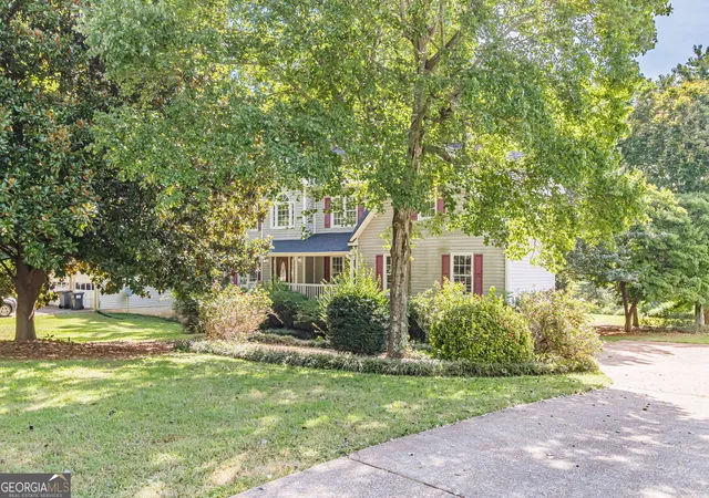 Photo 1 of Single family home for sale at 170 Lakeview Ln, Hiram, GA 30141 | MLS# 10845990 | Listing updated on 2026-09-28