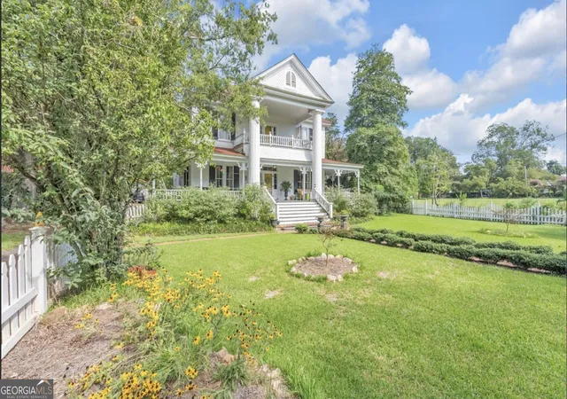 Photo 1 of Single family home for sale at 307 N Alexander Ave, Washington, GA 30673 | MLS# 10846625 | Listing updated on 2026-09-30