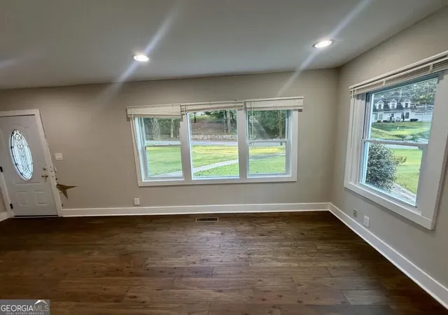 Photo 3 of Single family home for sale at 2025 Venetian Dr Sw, Atlanta, GA 30311 | MLS# 10838905 | Listing updated on 2026-09-17