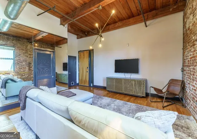 Listing Photo 1 - Condo for sale in building located at 490 Marietta St Nw, Atlanta, GA 30313 - Unit #310